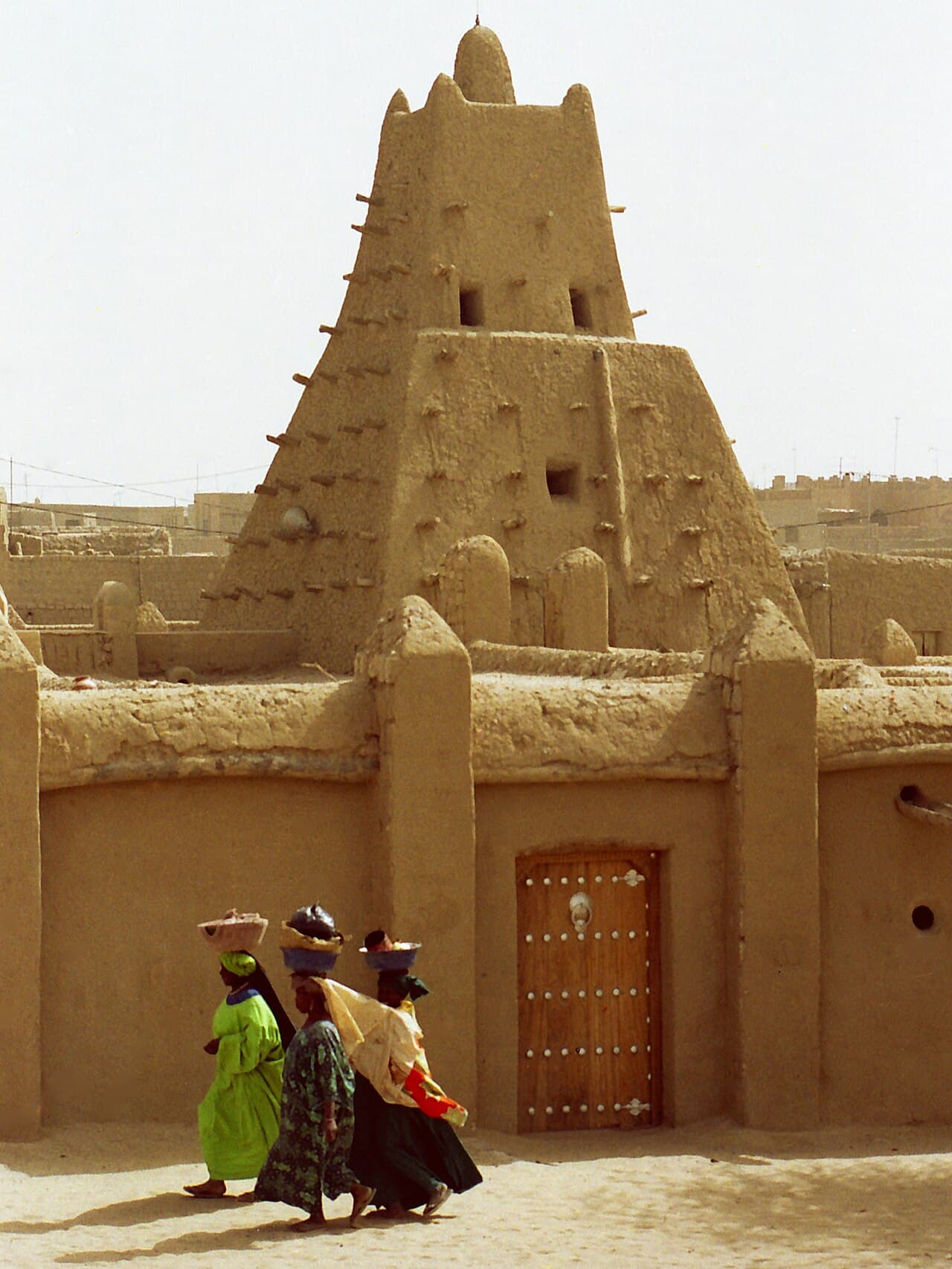 The Sankoré mosque at Timbuktu. Ibn Battuta visited Mali during the reign of Mansa Sulayman, eighteen years after Mansa Musa's hajj.
