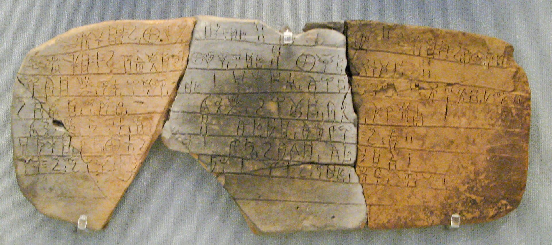 An English architect cracked Linear B by treating it like a crossword