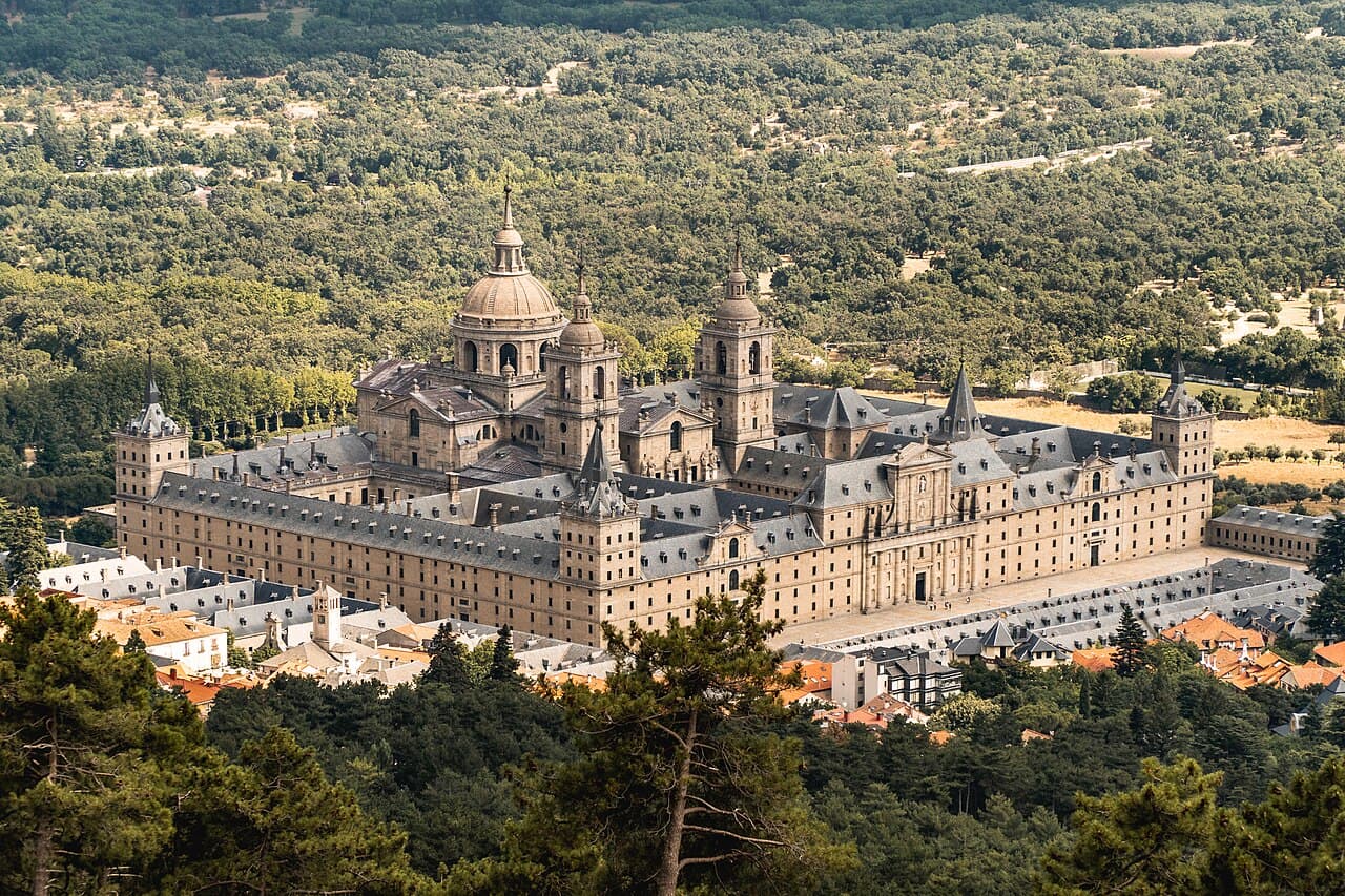 The Royal Library of the Monastery of El Escorial. Borges visited it in 1985; it has long been suggested as a partial inspiration for the Library of Babel's hexagonal galleries.